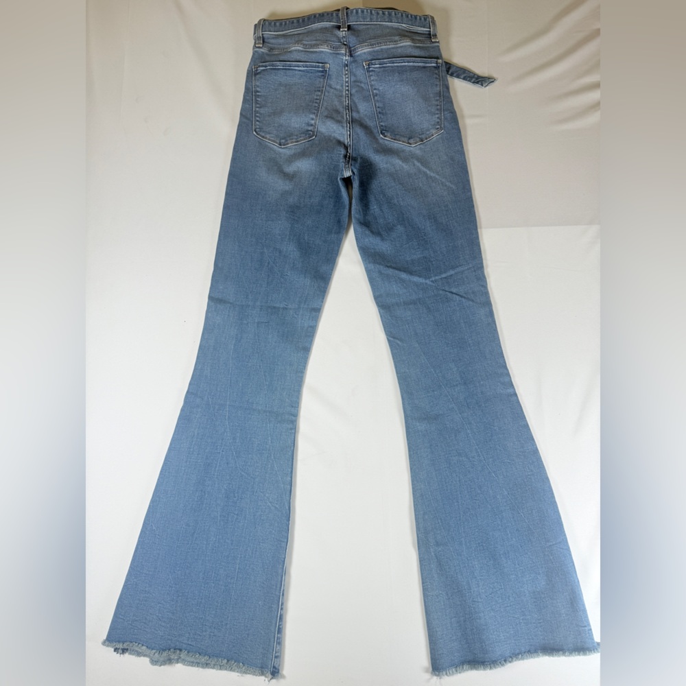 NWOT Abercrombie & Fitch Ultra High Rise Flare Jeans – Size 29 / 8R - Picture 7 of 8